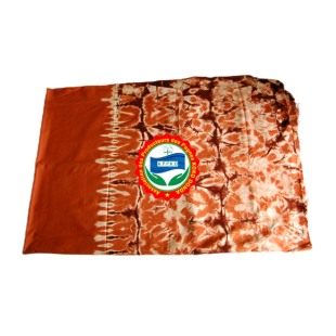 Kôkô Dunda loincloth – Glazed cotton – Red on dark orange background